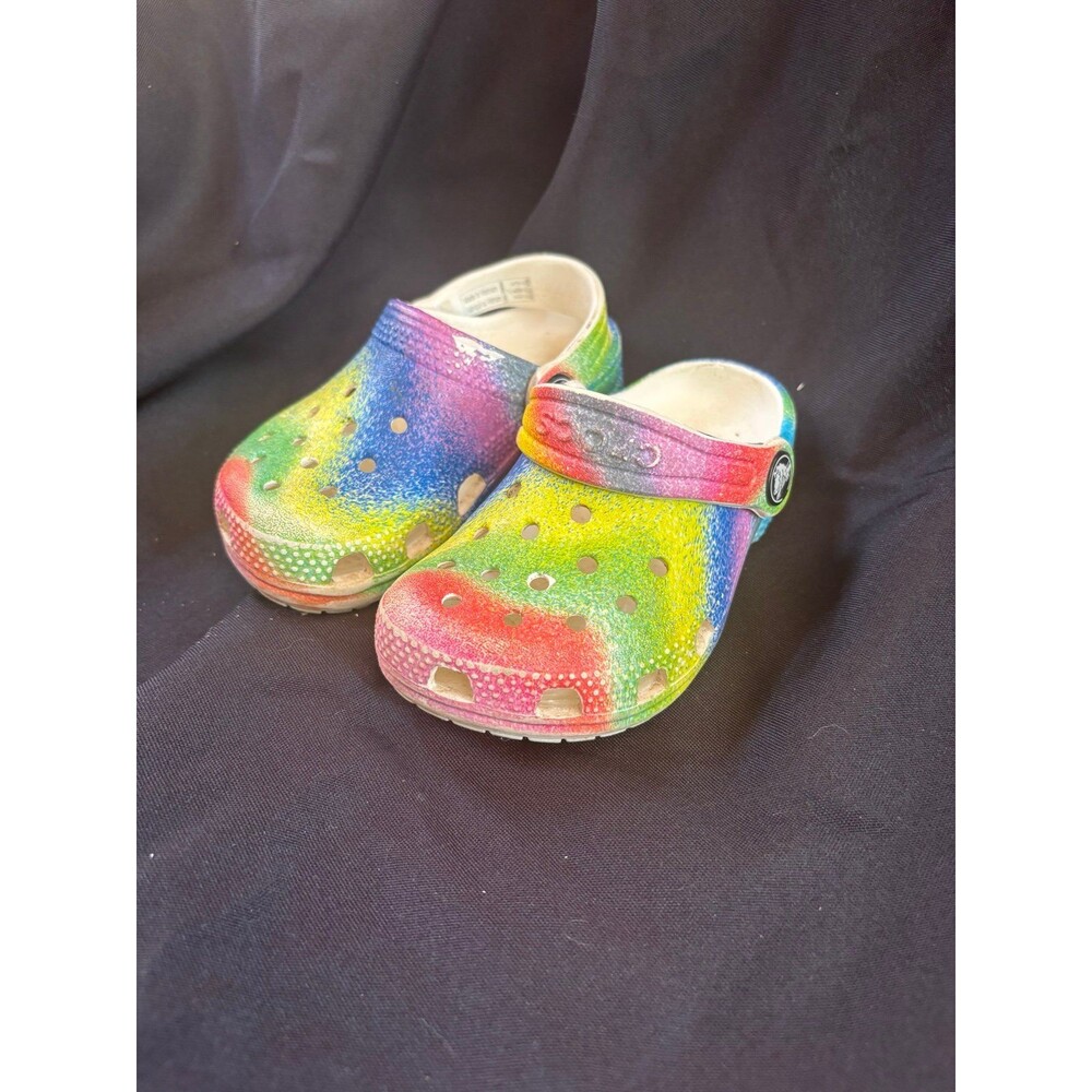 Crocs youth size 7c tie dye slip on shoes